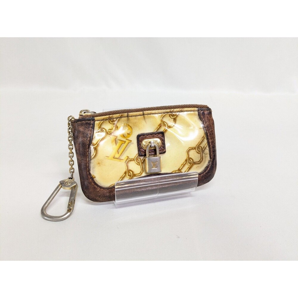 LOUIS VUITTON LV Monogram Charm Pochette Clé Coin Case